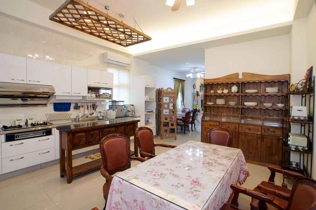Rose Rider Guesthouse Taitung ภายนอก รูปภาพ