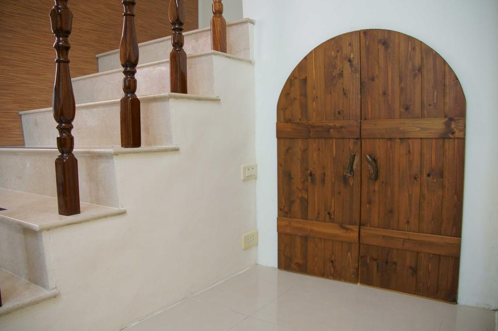 Rose Rider Guesthouse Taitung ภายนอก รูปภาพ