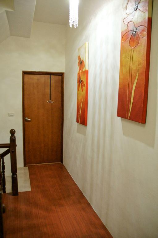 Rose Rider Guesthouse Taitung ภายนอก รูปภาพ