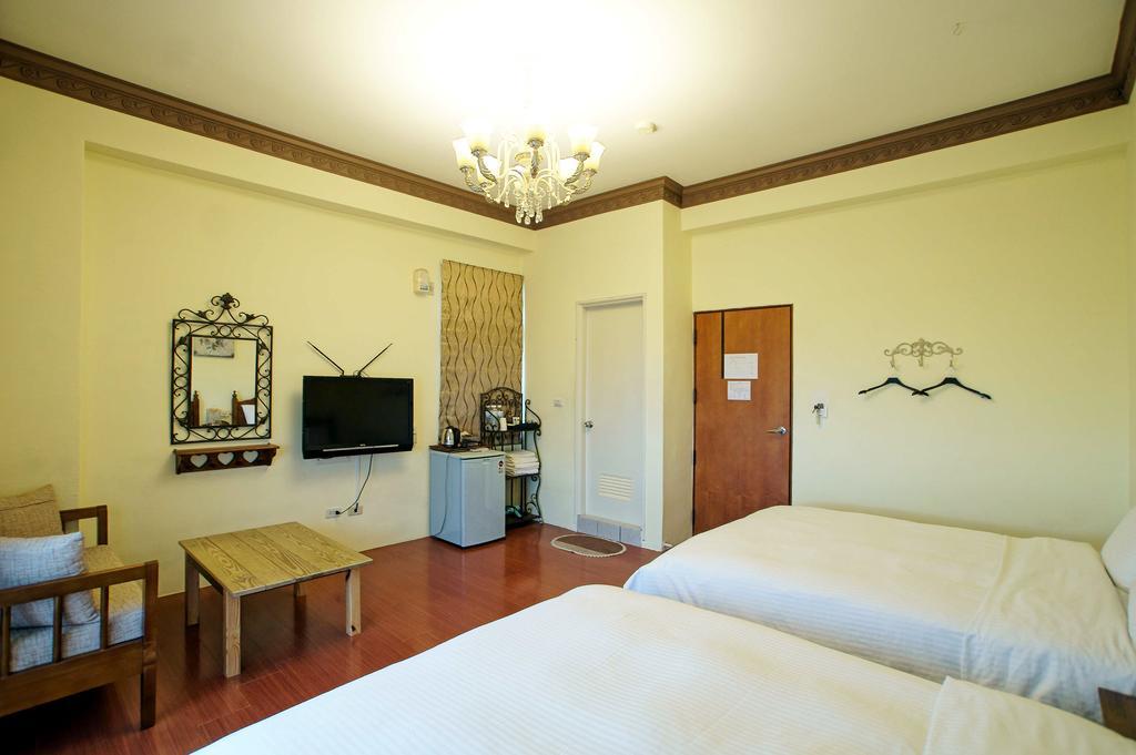 Rose Rider Guesthouse Taitung ภายนอก รูปภาพ